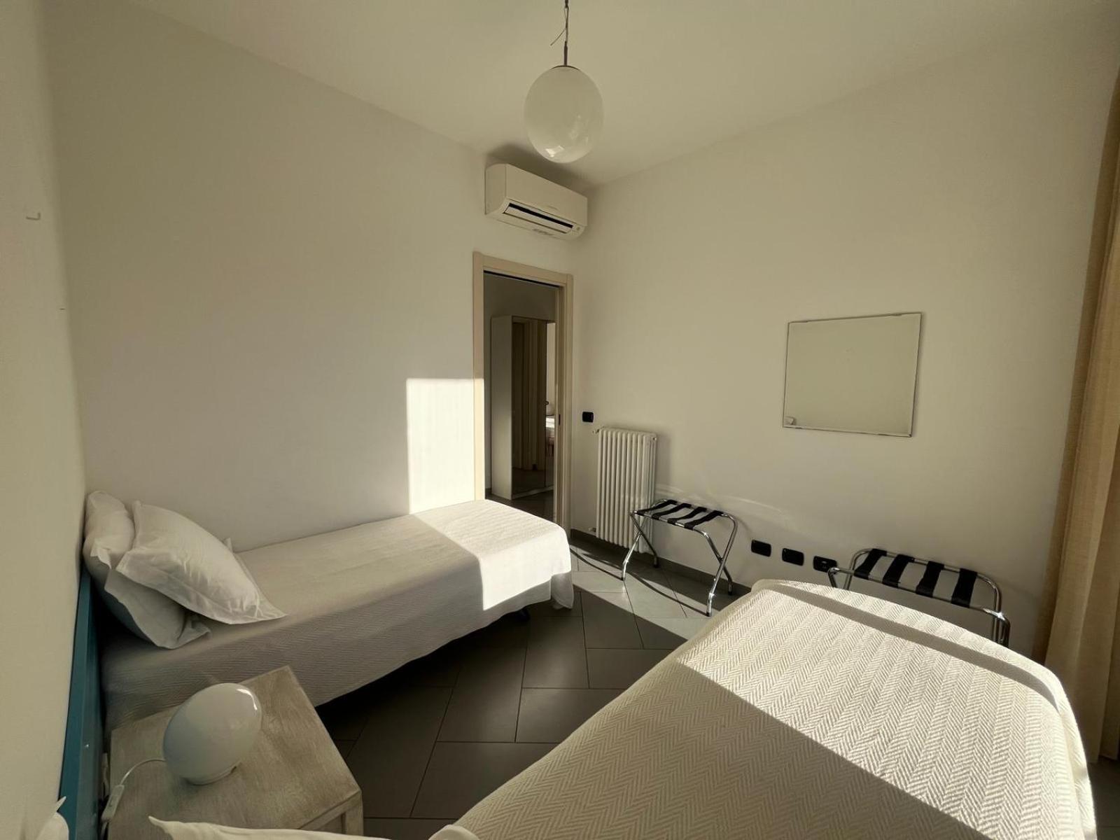Dea Apartments อัลเบงกา ภายนอก รูปภาพ