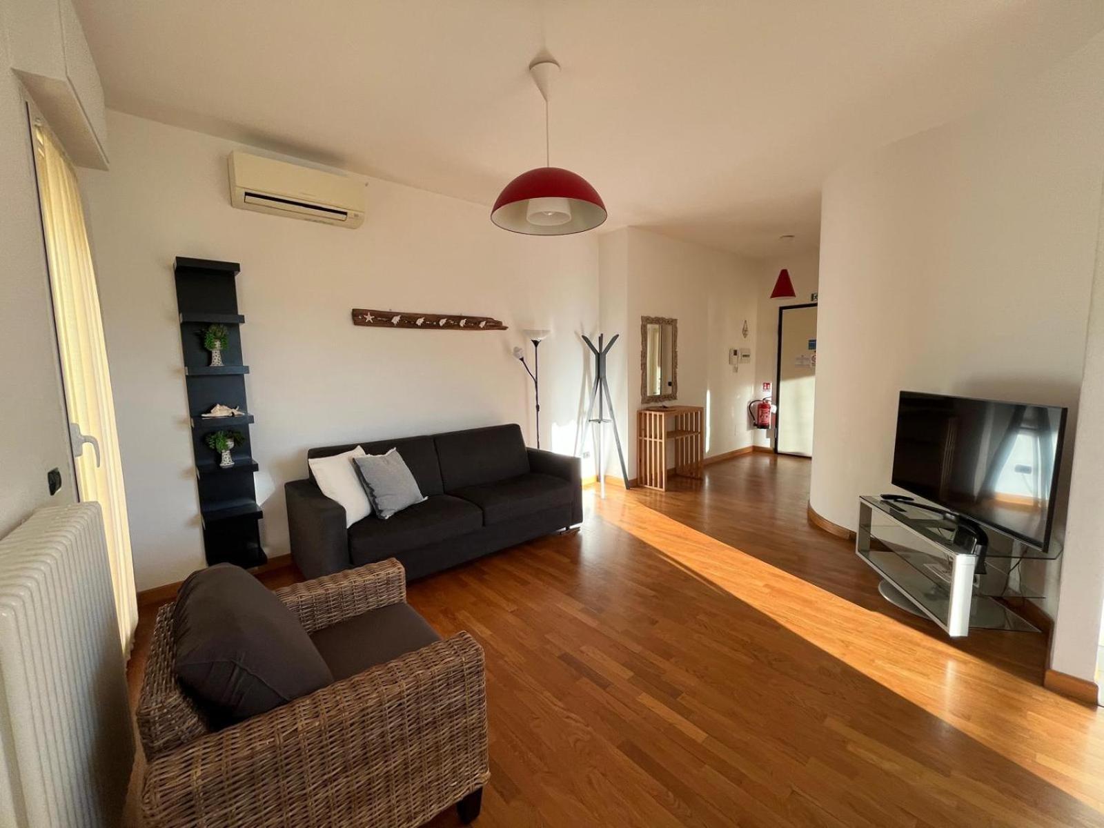 Dea Apartments อัลเบงกา ภายนอก รูปภาพ
